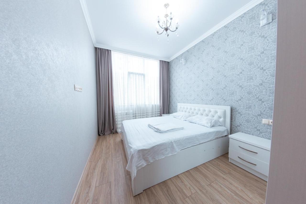 5 Apartment In One Boulding - Near Stadium Batum Dış mekan fotoğraf