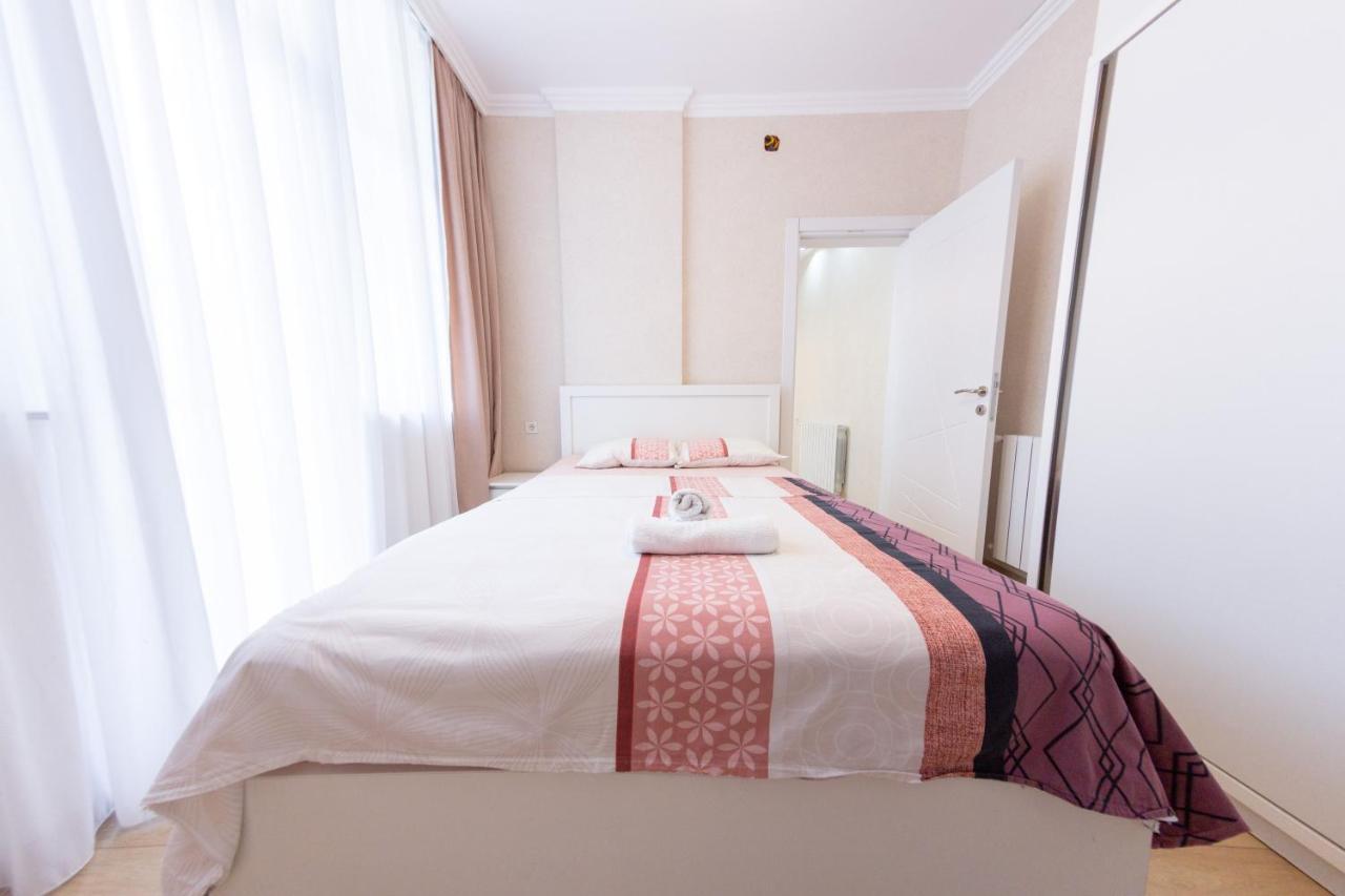 5 Apartment In One Boulding - Near Stadium Batum Dış mekan fotoğraf